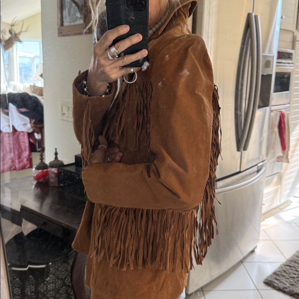 Vintage suede leather Brown Fringe Jacket - Picture 8 of 17